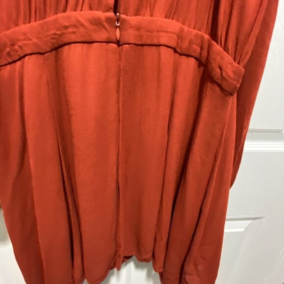 Zara Woman Red Cold Shoulder V-neckline Tunic Blouse   Keyhole Open Back Size M - Picture 6 of 8